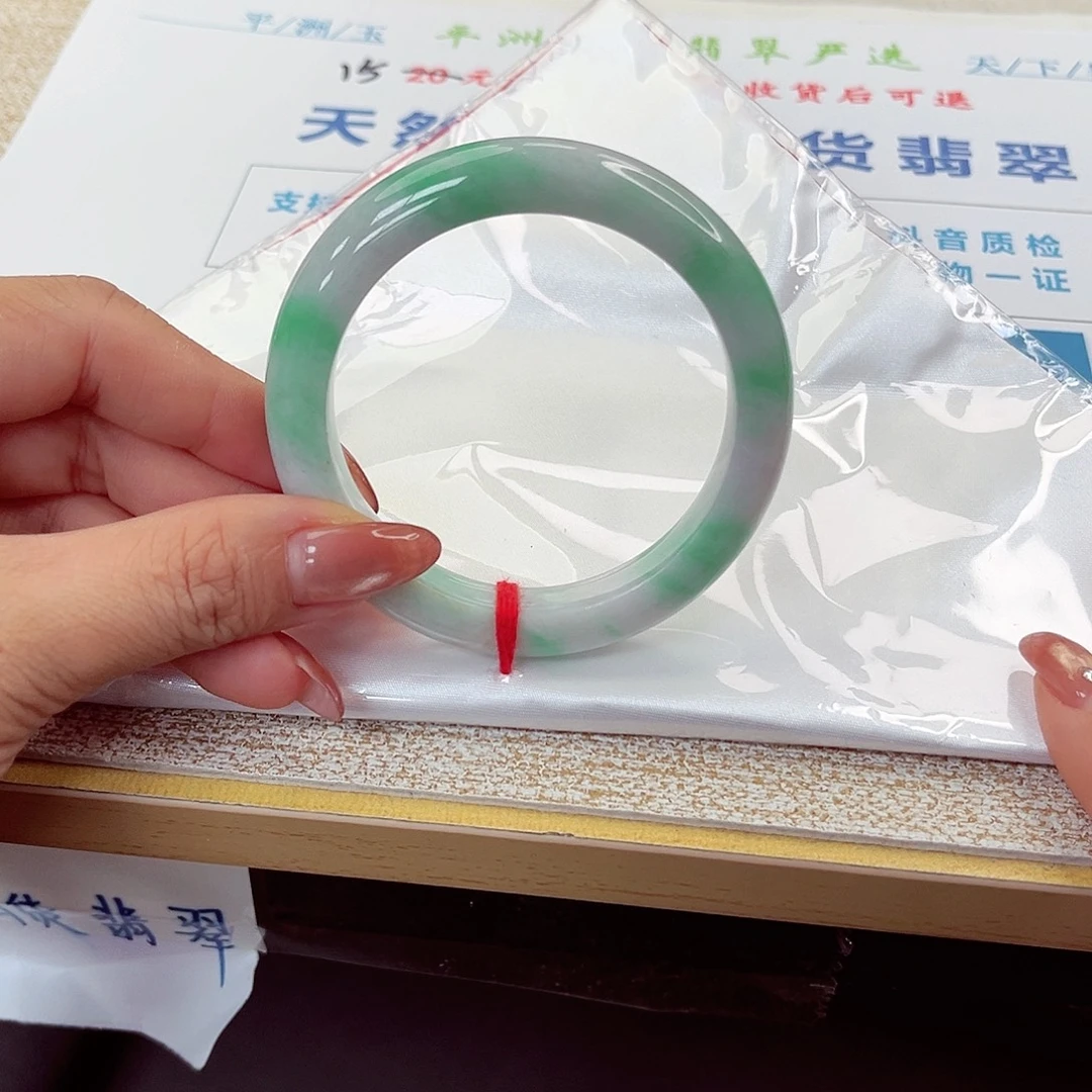 翡翠未镶嵌手镯手镯