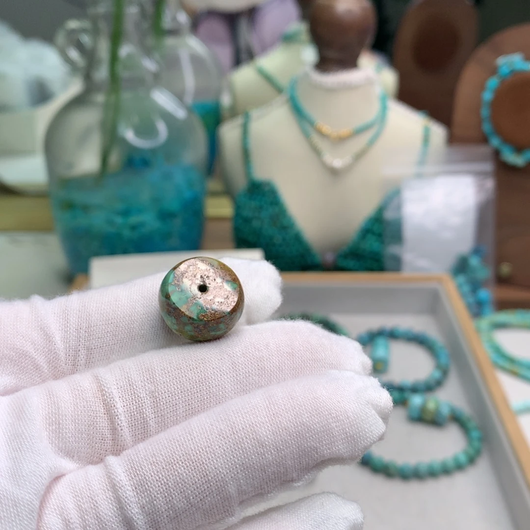 绿松石未镶嵌饰品