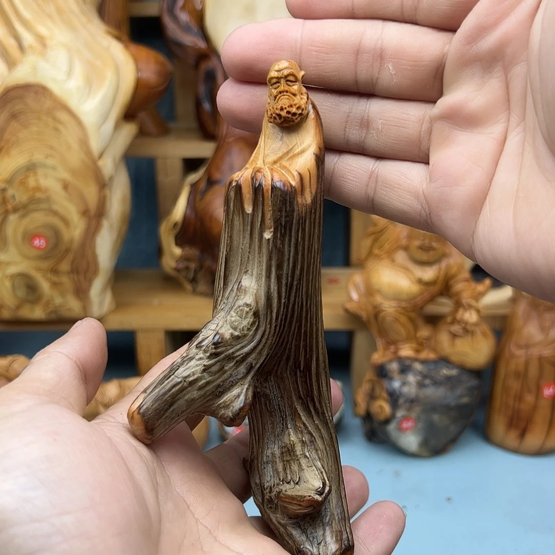 木冬**狼柏木摆件手把件