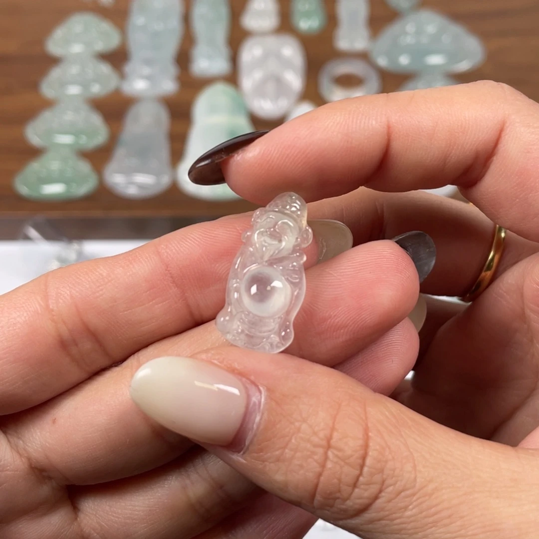 翡翠裸石特价福利白冰财神爷