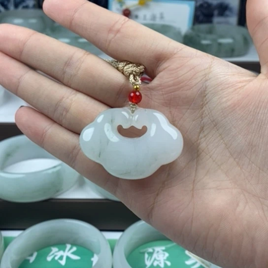 石英质玉（金丝玉）未镶嵌手镯