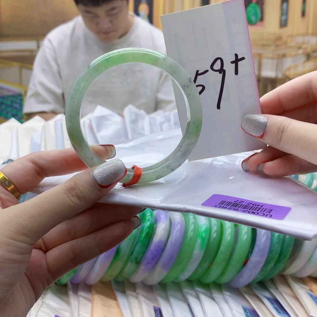 翡翠未镶嵌手镯nn