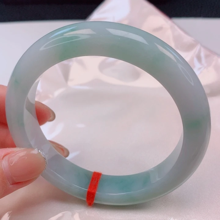 翡翠未镶嵌手镯60。61