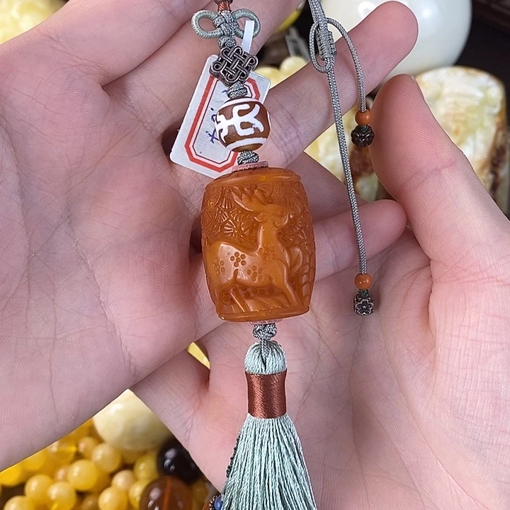 蜜蜡未镶嵌珠宝奇石7395