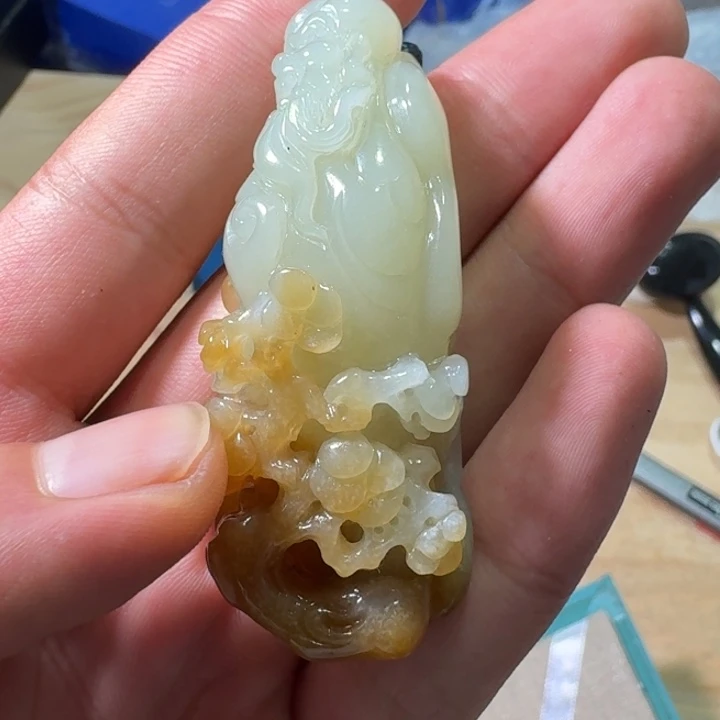 未镶嵌和田玉（糖玉）挂件?****?