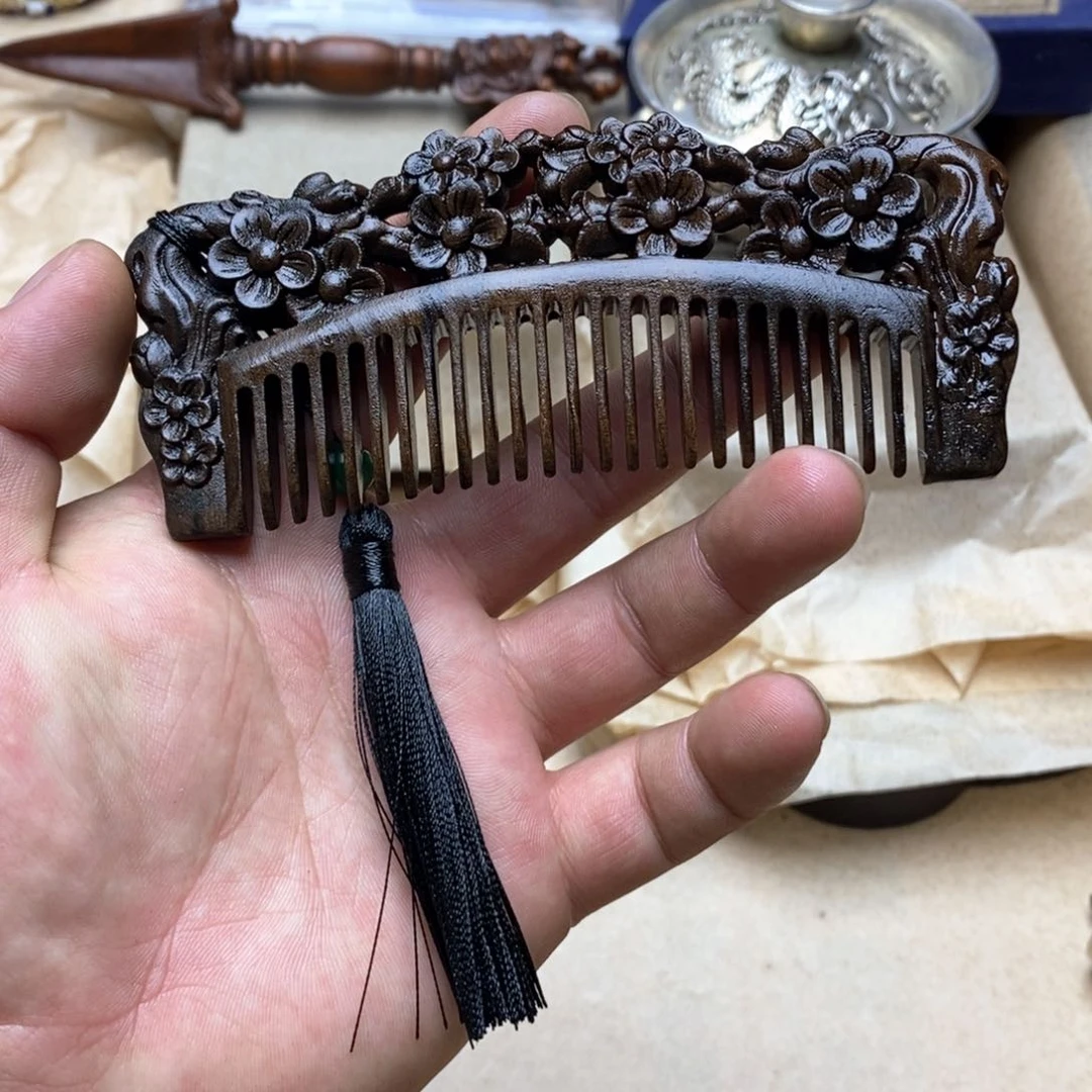 大叶紫檀（黑酸枝木类）