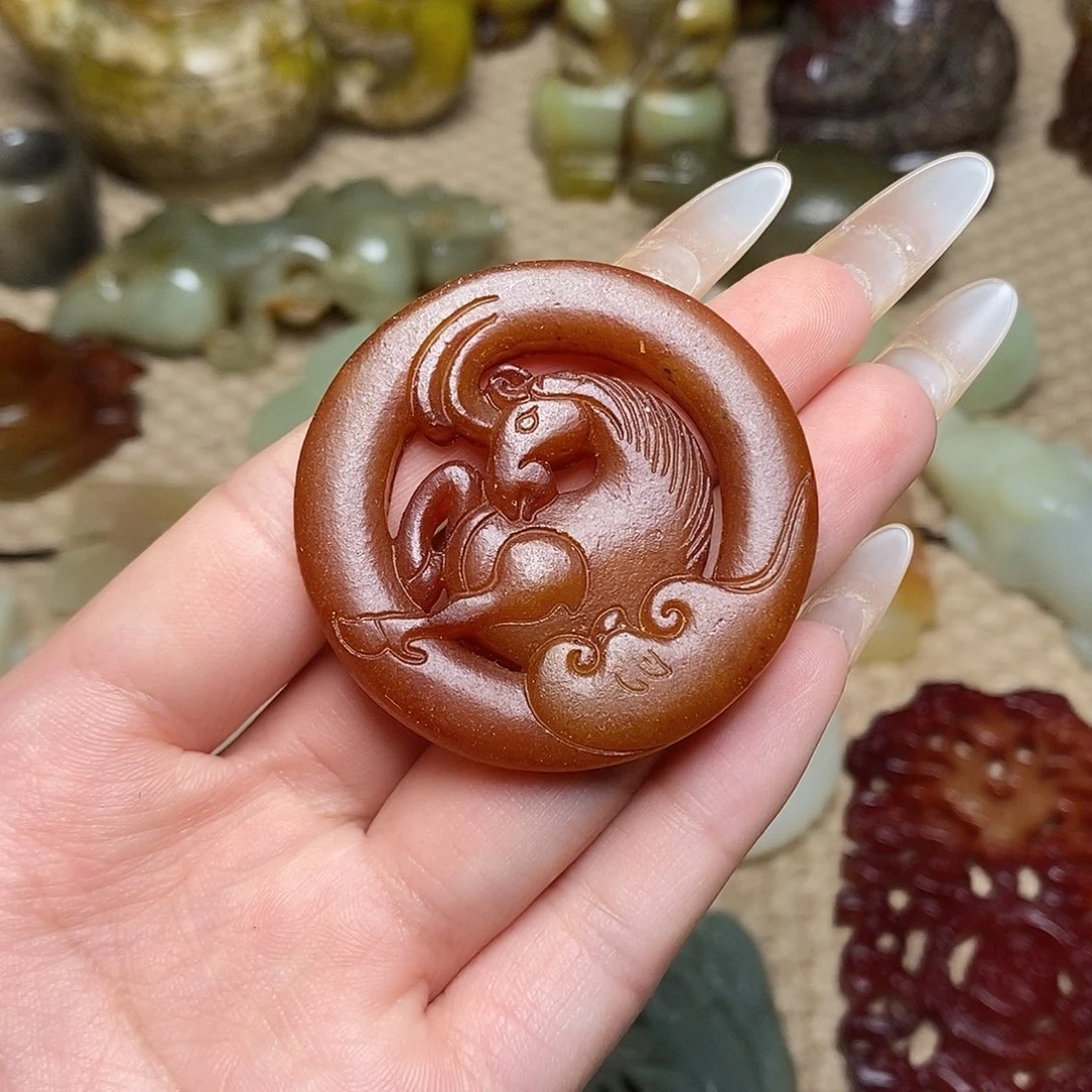 未镶嵌蛇纹石玉颈饰