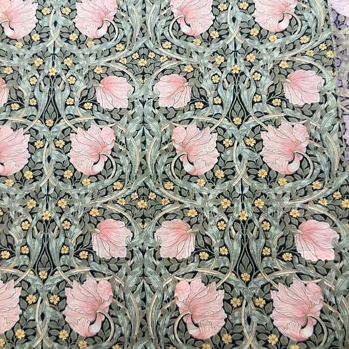 棉莫里斯高支棉黑底绿叶粉花1.2嘻嘻专