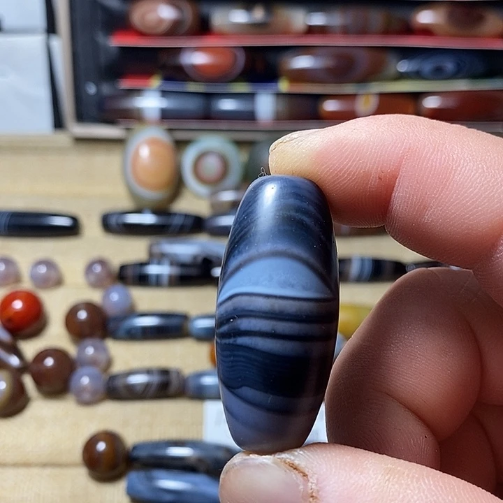 玛瑙/玉髓合金颈饰