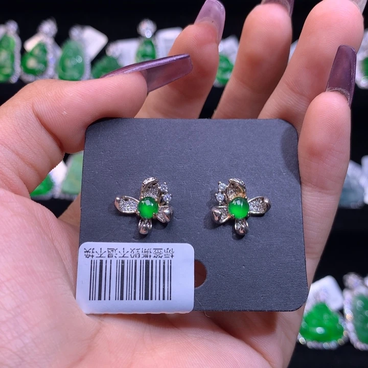 【闪购商品】颈饰未镶嵌翡翠天然翡翠