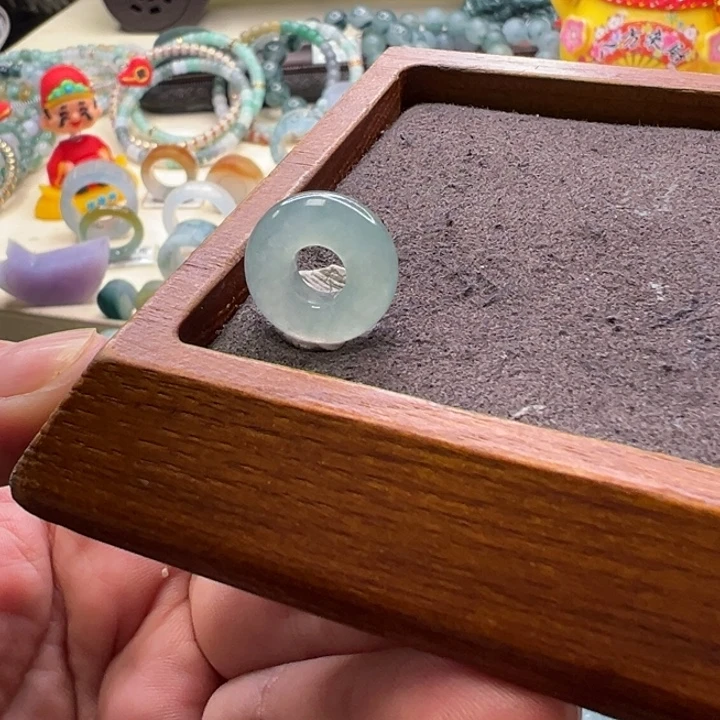 定制翡翠未镶嵌翡翠吊坠