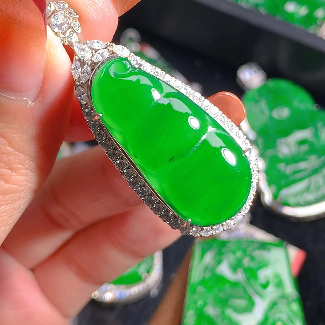 翡翠吊坠(不含链)未镶嵌