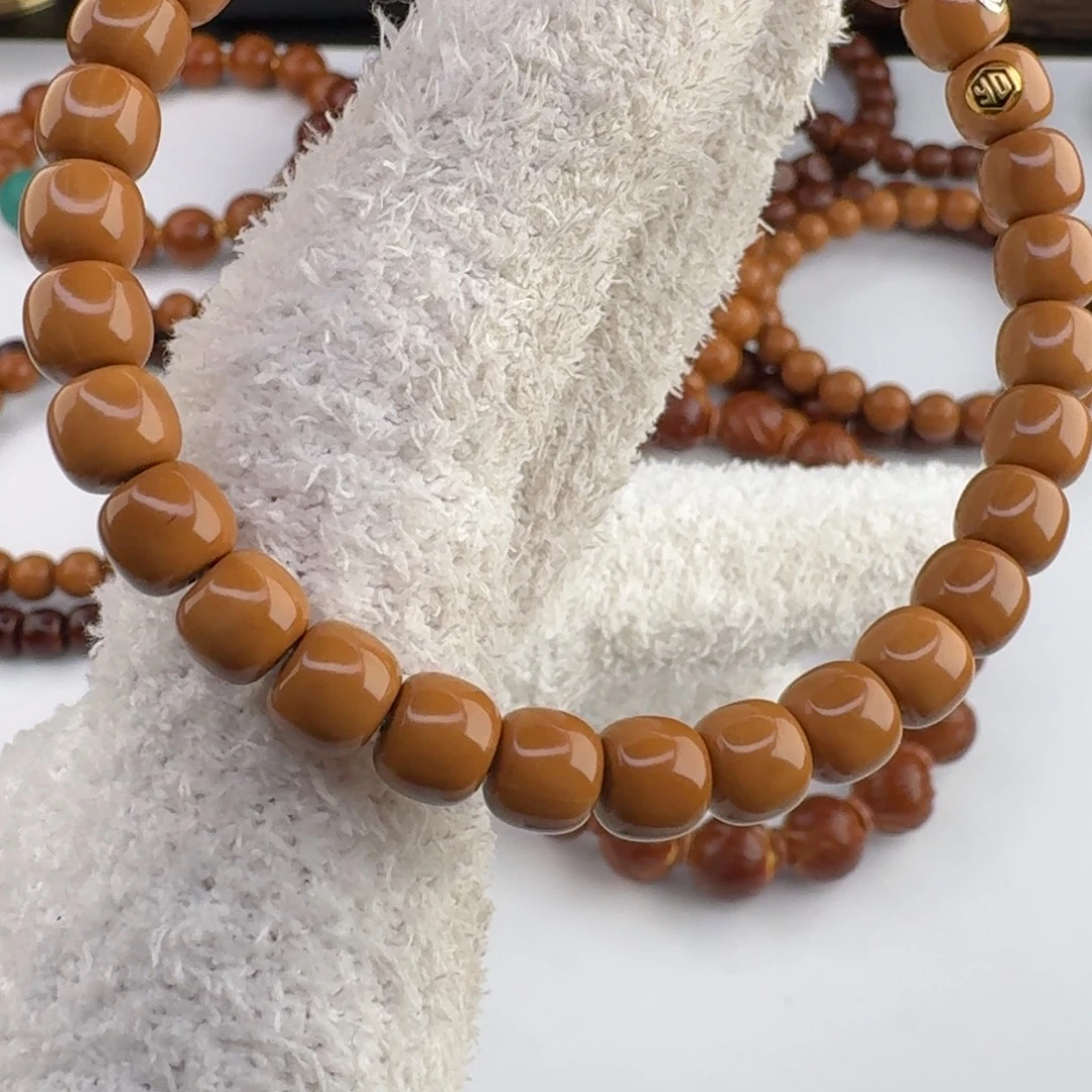 猴头核桃手串瑕疵