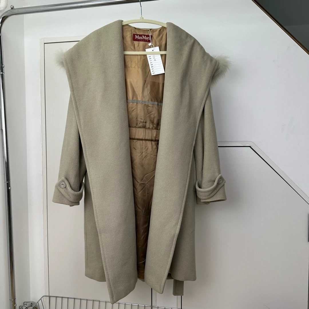 99新 MaxMara Maxmara 羊毛披肩领大衣 99新 32码