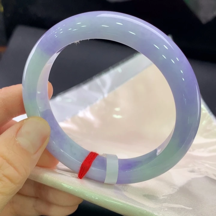 翡翠未镶嵌手镯正圈58