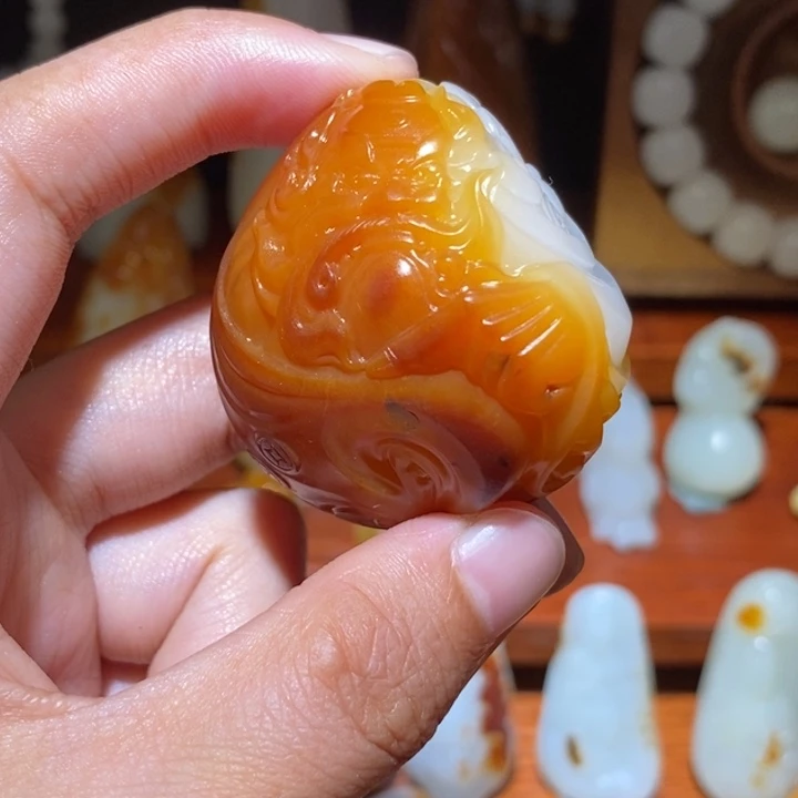 勇***者和田玉未镶嵌颈饰