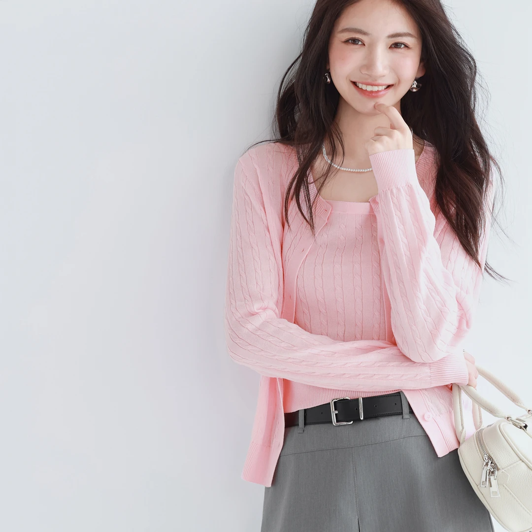 【商场同款】伊芙丽毛针织衫1F7530745S