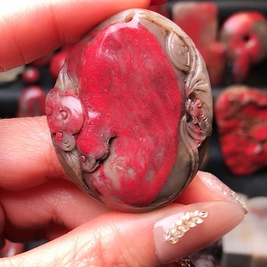 昌化石昌化鸡血石挂件