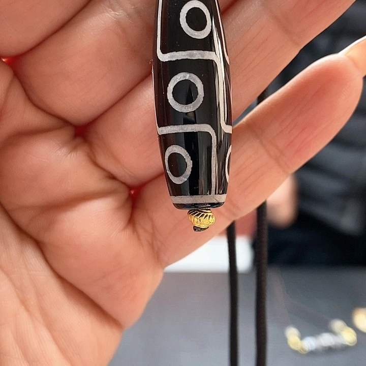 玛瑙/玉髓颈饰合金