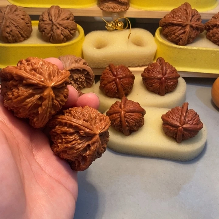 速***线文玩核桃吊坠njnnmm