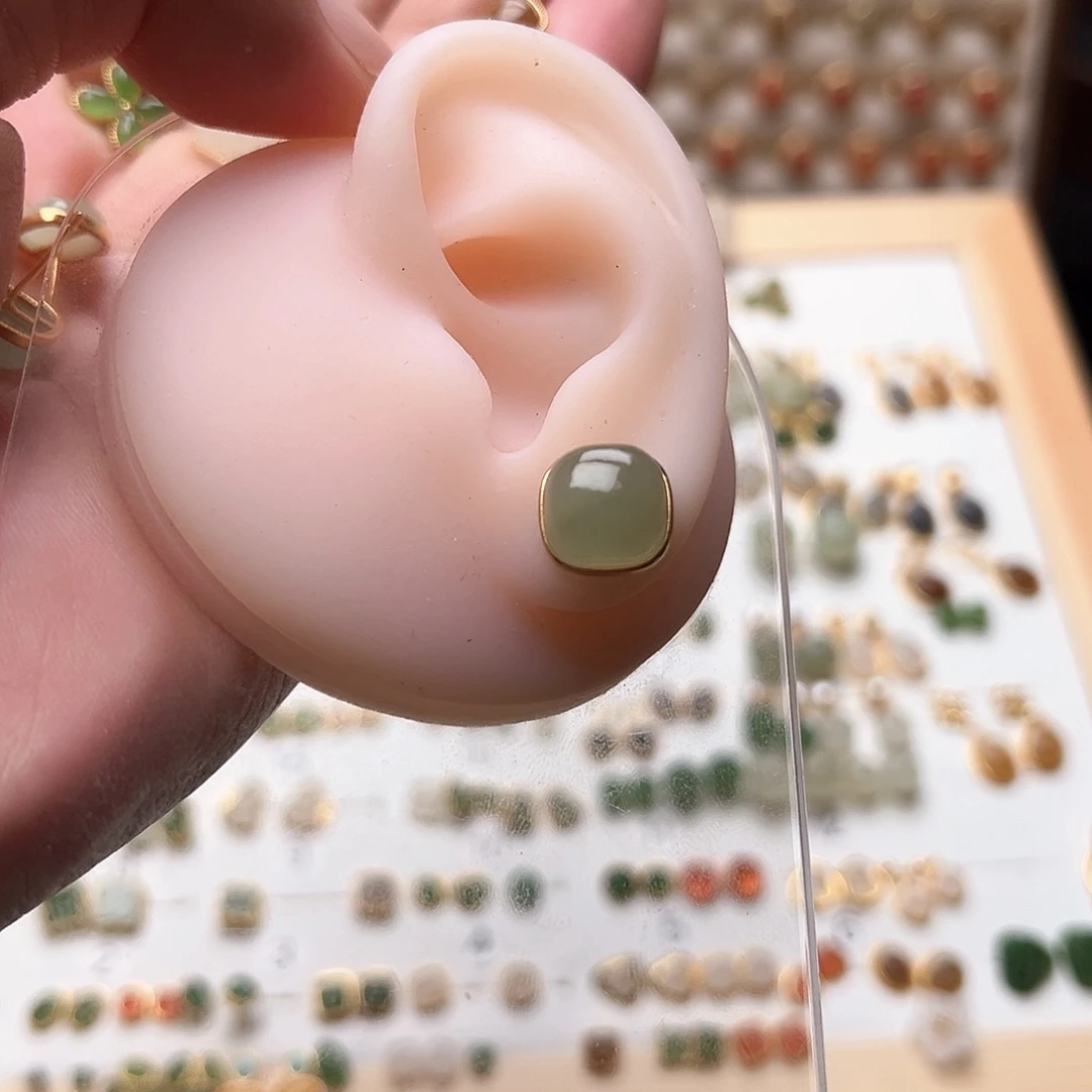 银S925镶嵌和田玉耳饰