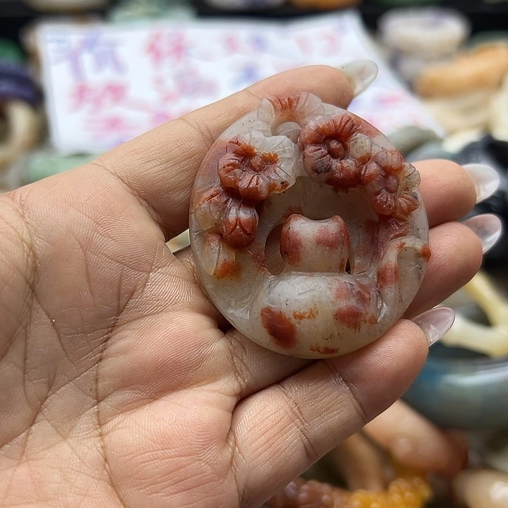 未镶嵌手镯石英岩玉鑫****8