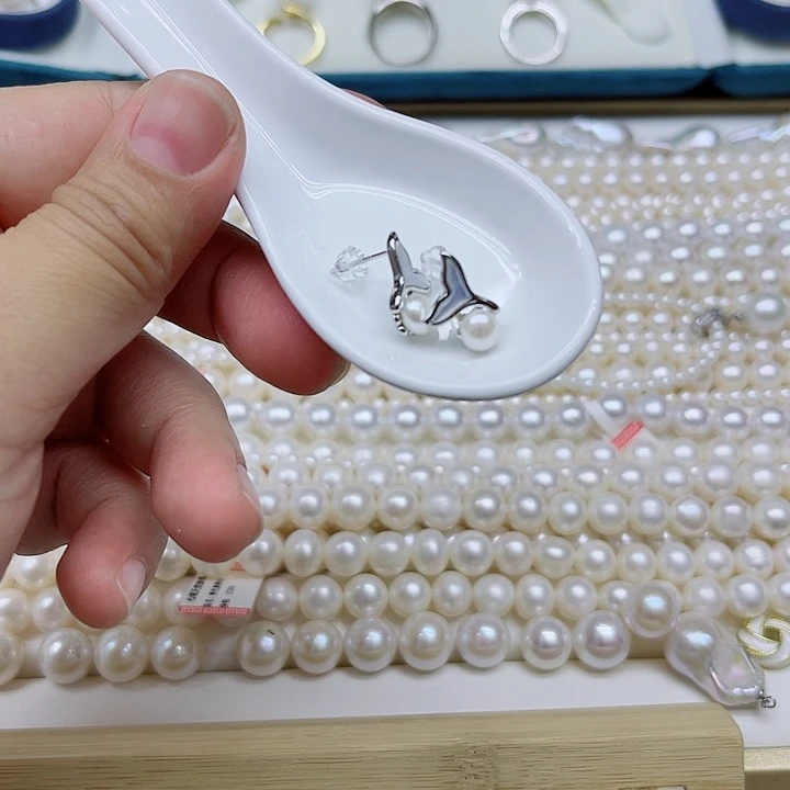 手绳淡水珍珠银S925镶嵌耳钉