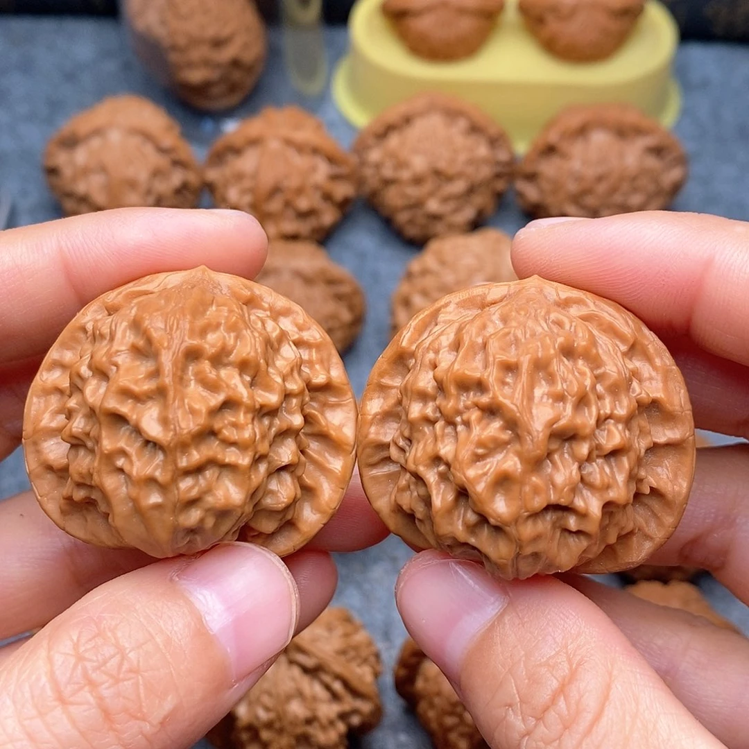 文玩核桃把件天花板瓷娃娃40加加