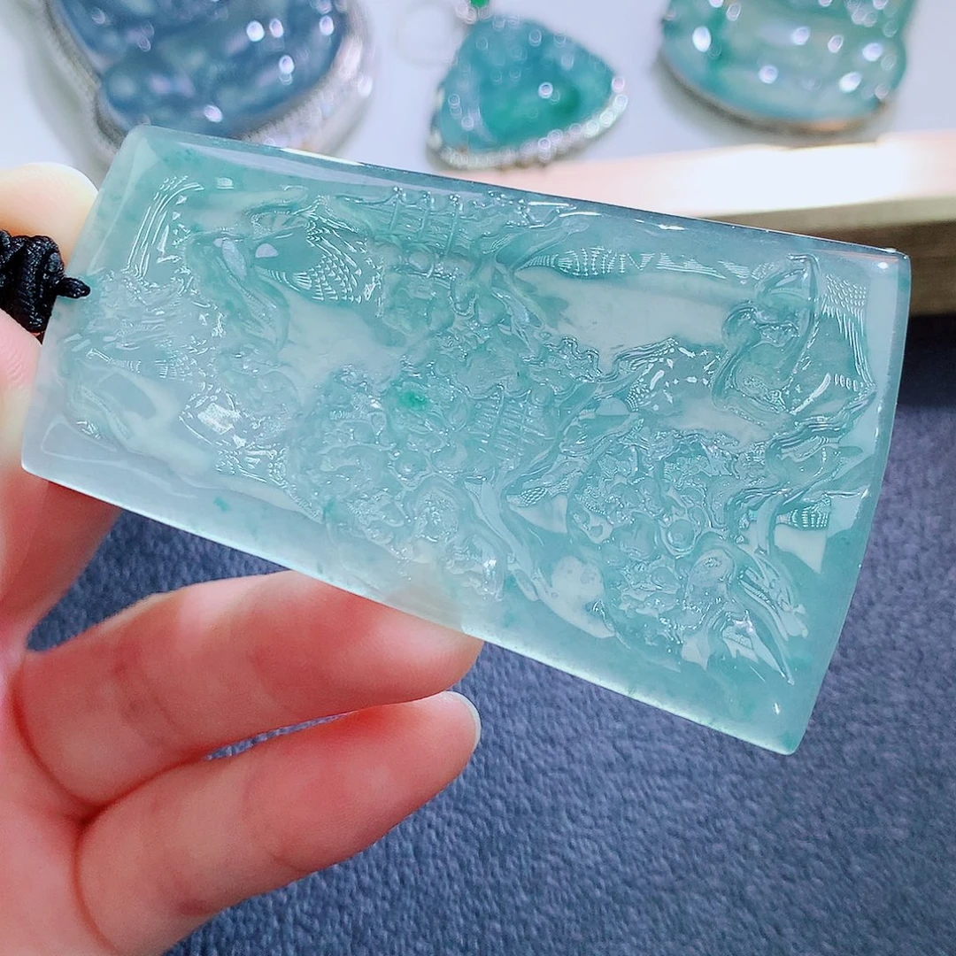 翡翠未镶嵌挂件翡翠