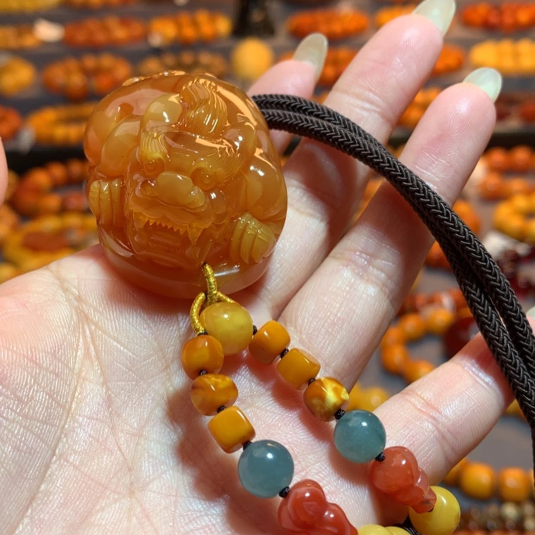 【闪购商品】蜜蜡吊坠(赠链)未镶嵌