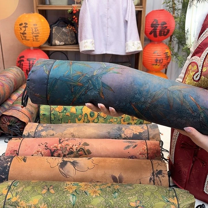 刺绣香云纱颈椎枕