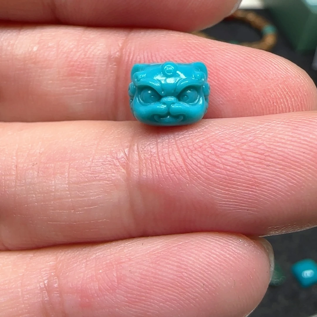 绿松石配饰未镶嵌