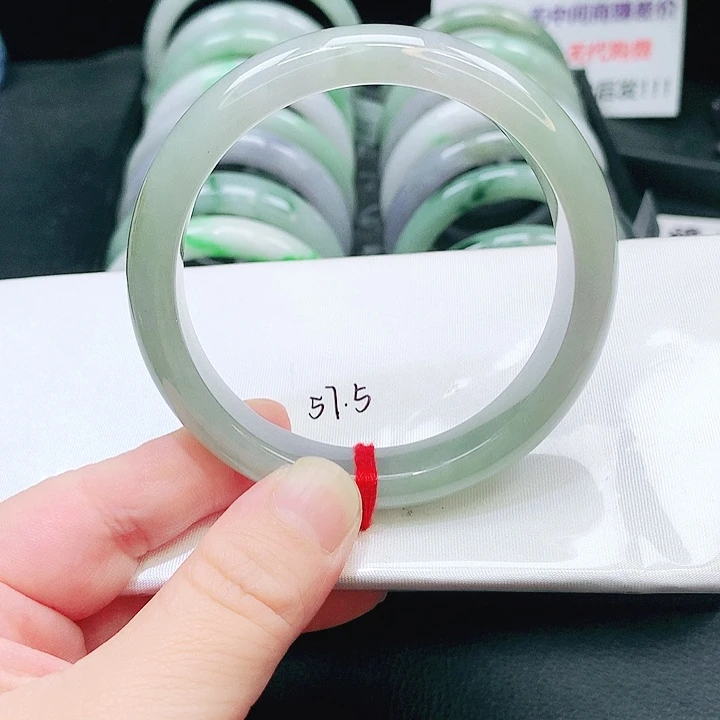 翡翠未镶嵌手镯61