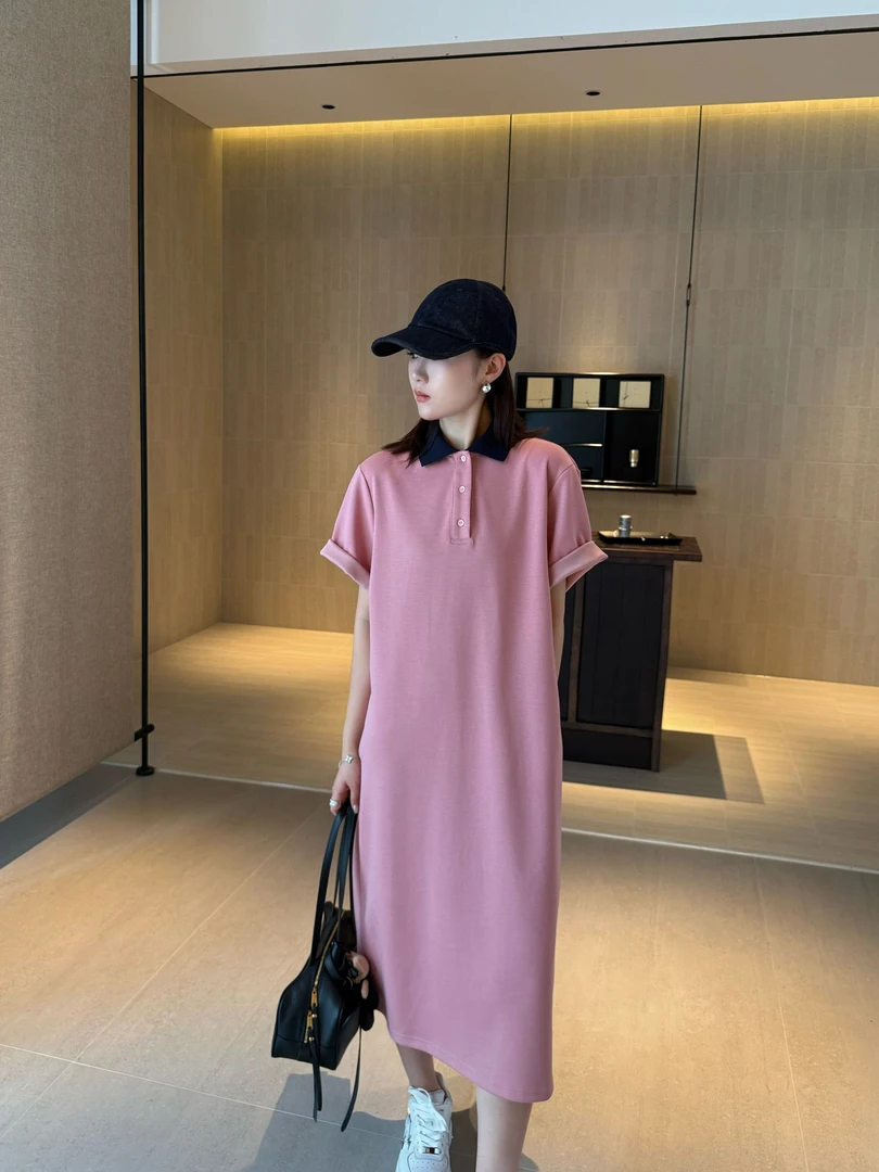 设计师原创时尚简约宽松舒适慵懒度假优雅松弛感连衣裙Z252095