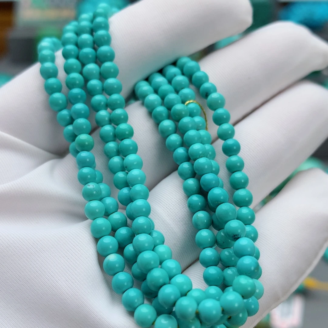 绿松石颈饰未镶嵌