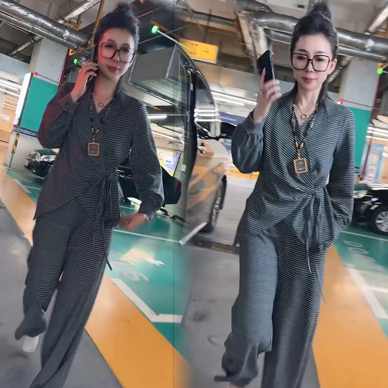 2025秋季新款时尚显瘦气质网红高档洋气女高级百搭宽松大码两件套