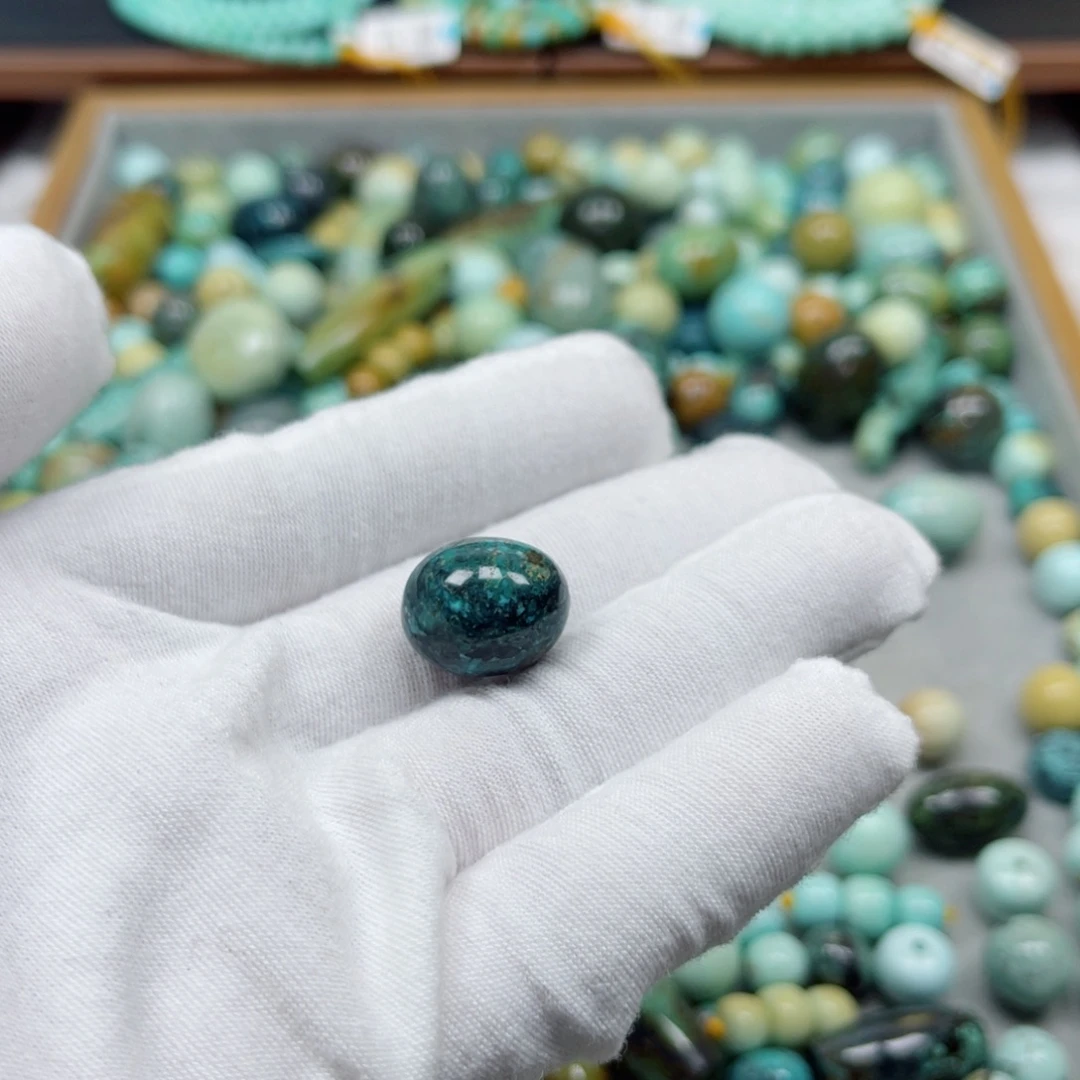 绿松石未镶嵌挂件