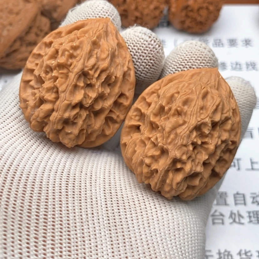 【闪购商品】把件文玩核桃用****957鸡心