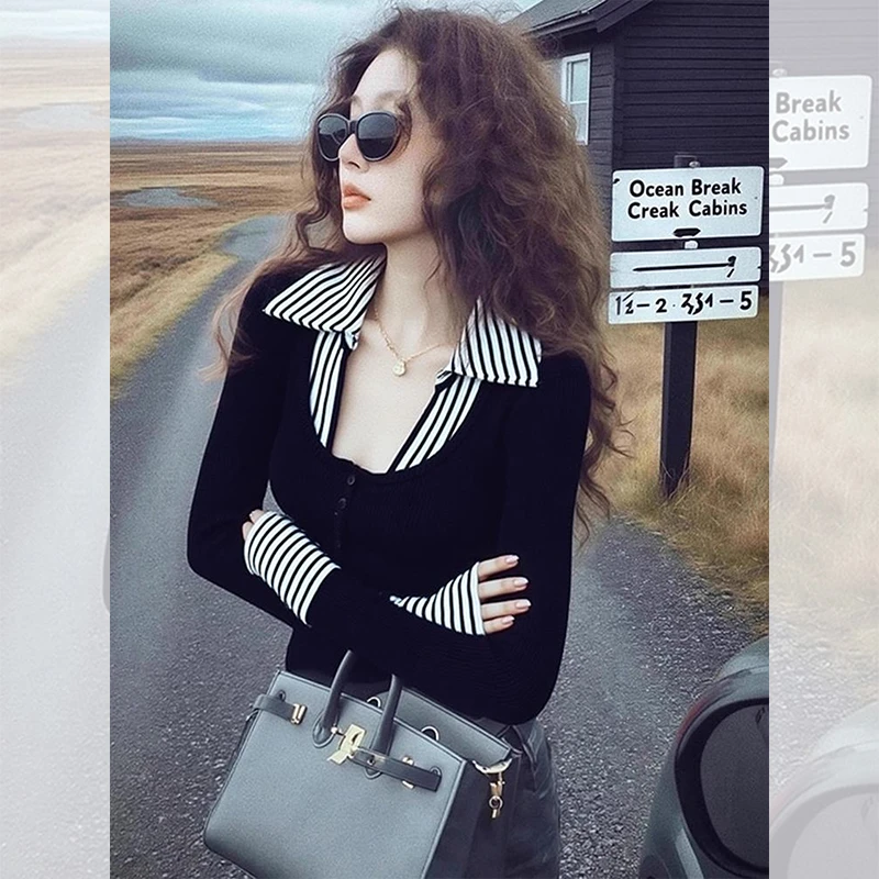 独特别致洋气时髦气质小上衣女秋冬条纹拼接假两件针织打底衫上衣