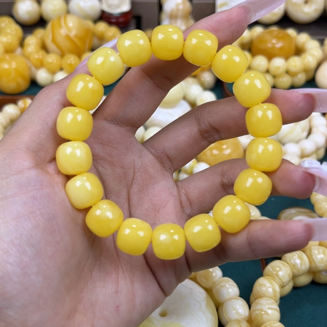 未镶嵌琥珀手链……