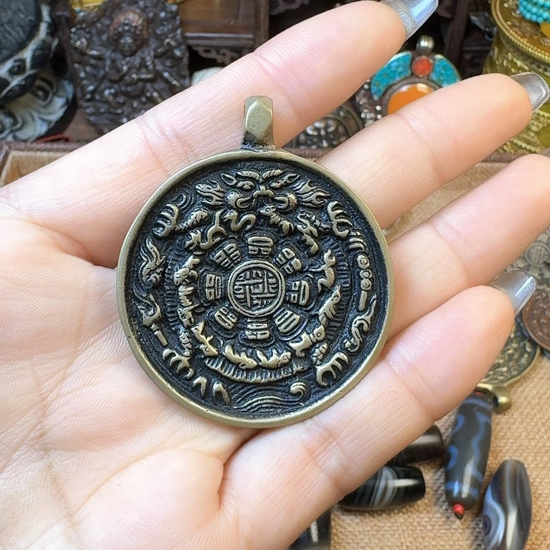 泥塑扎西德勒独特设计