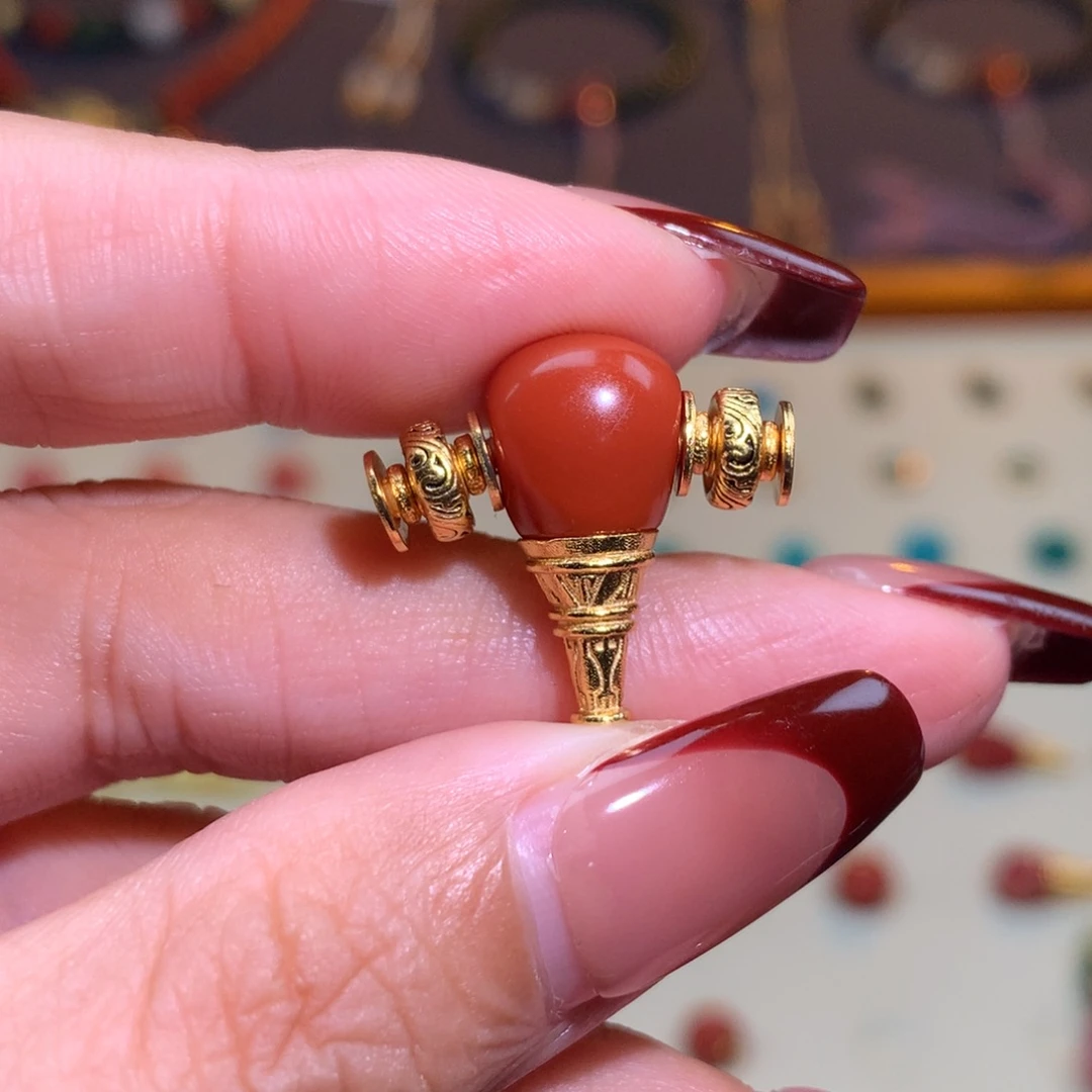 南红玛瑙未镶嵌颈饰