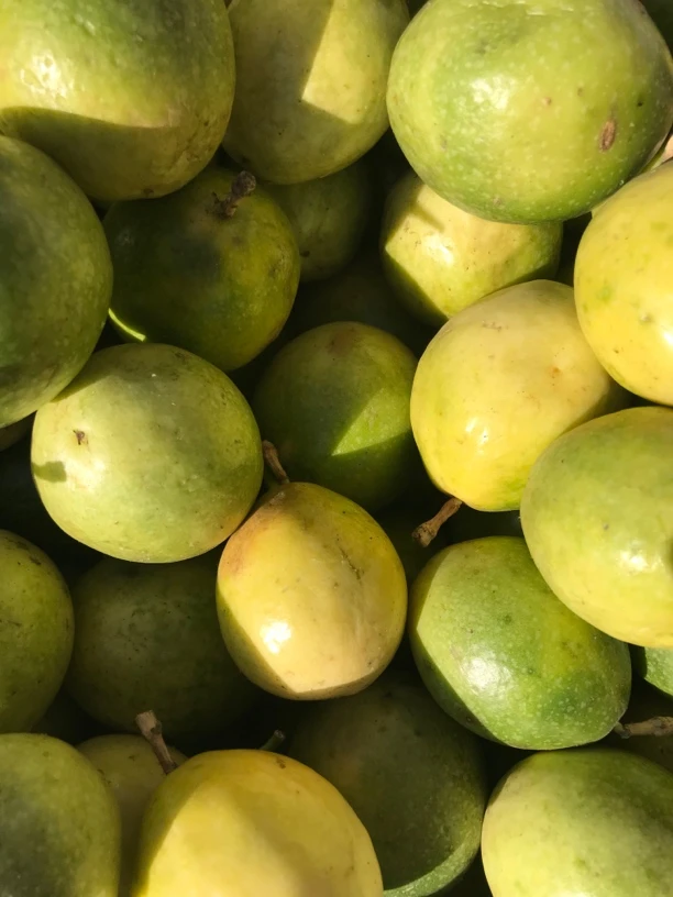 云南新鲜黄金百香果香甜多汁