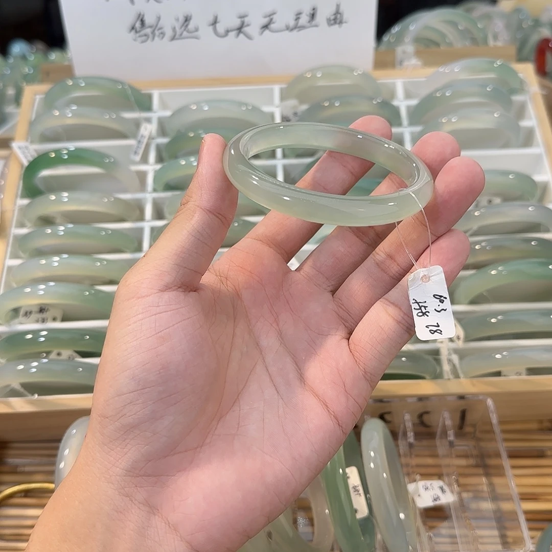 手镯玛瑙/玉髓未镶嵌圈口60.3