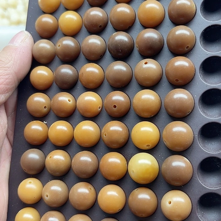 白玉菩提吊坠精品13风化圆珠60颗