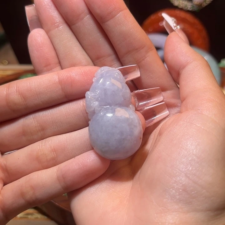 翡翠未镶嵌颈饰待编织