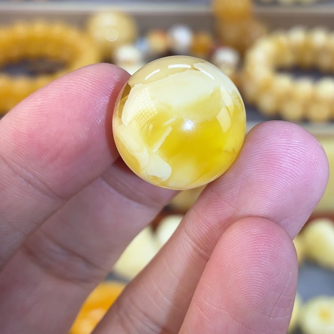 琥珀未镶嵌珠宝奇石金白溶洞20mm