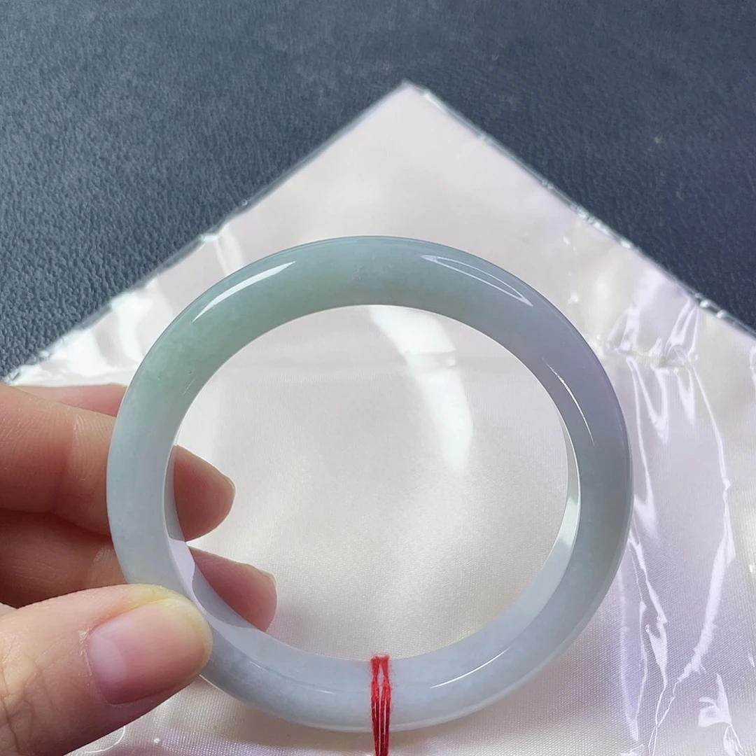 翡翠未镶嵌手镯圈口60:5宽12厚9.2