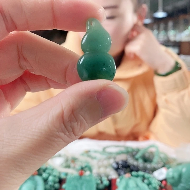 密玉（石英质玉）手链未镶嵌