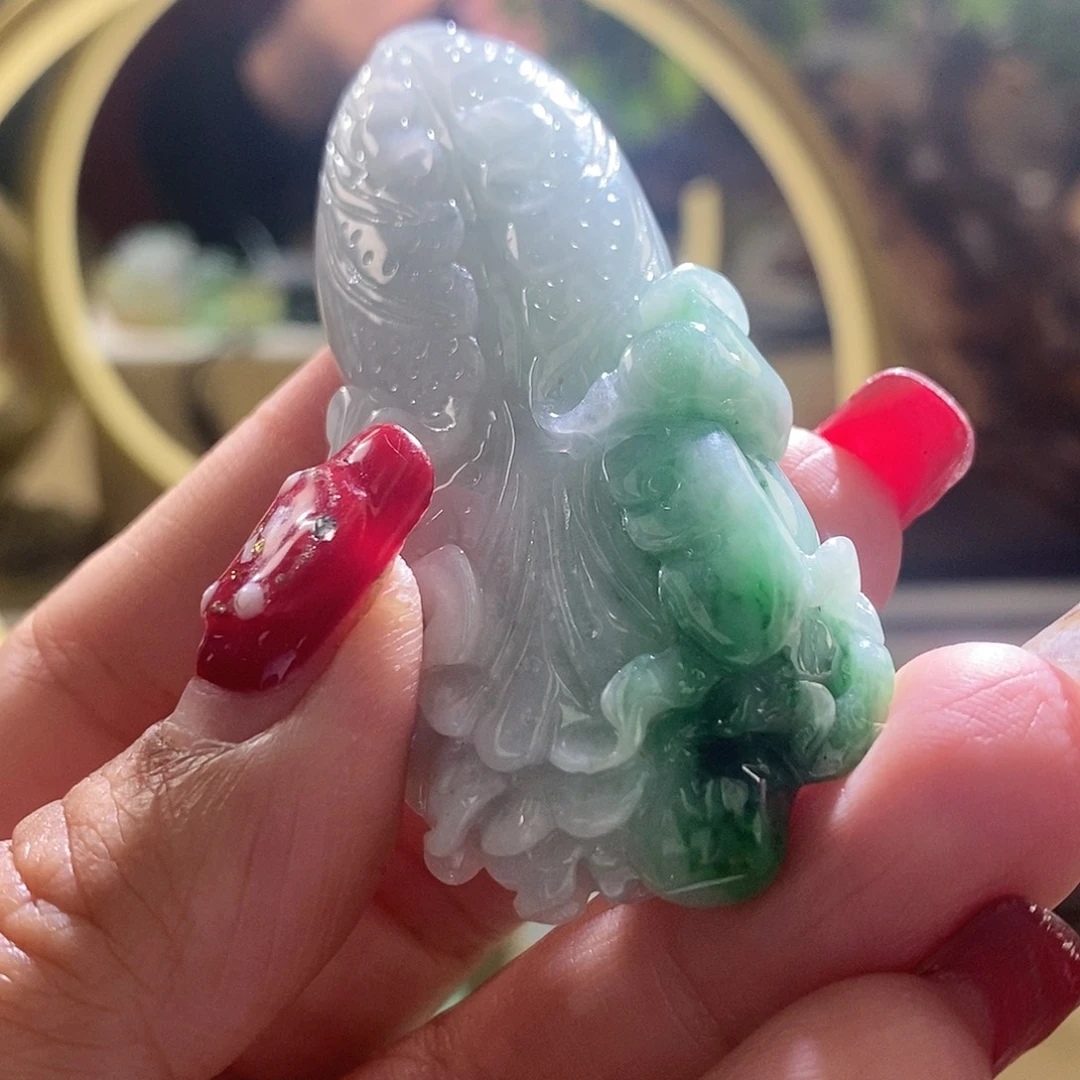 【闪购商品】翡翠颈饰未镶嵌菜